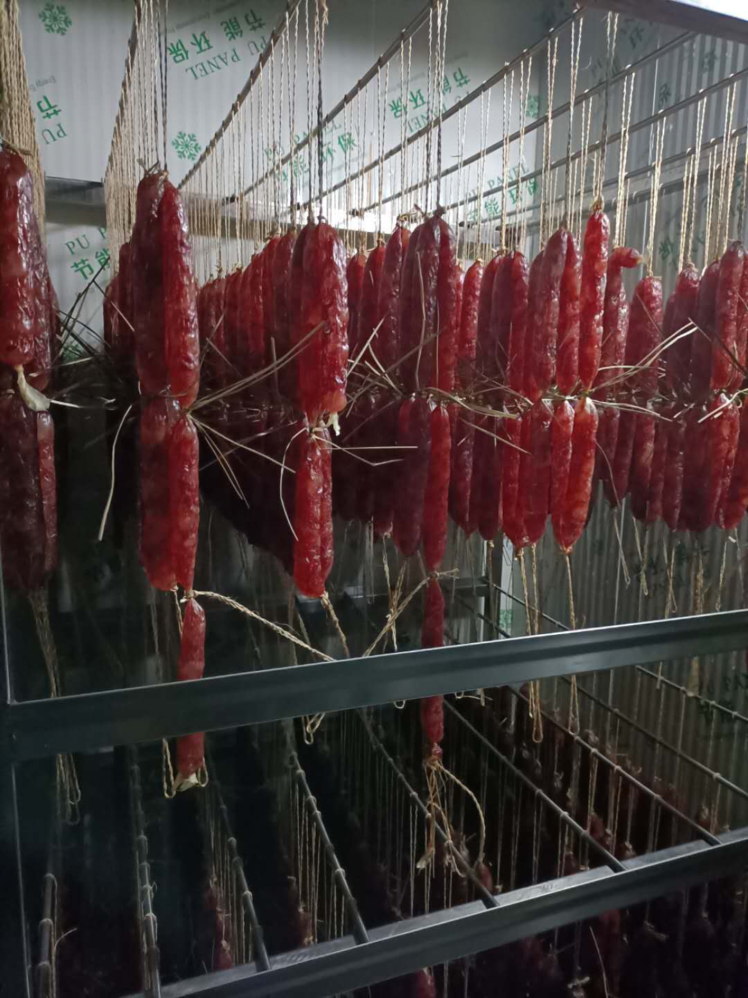 高效能烘干：助力臘腸產業品質升級